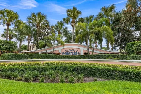 3873 Pompano Drive SE St Petersburg FL 33705