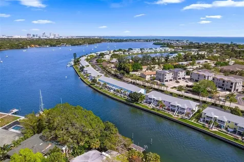 3873 Pompano Drive SE St Petersburg FL 33705