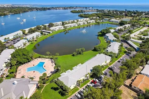 3873 Pompano Drive SE St Petersburg FL 33705