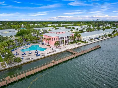 3873 Pompano Drive SE St Petersburg FL 33705