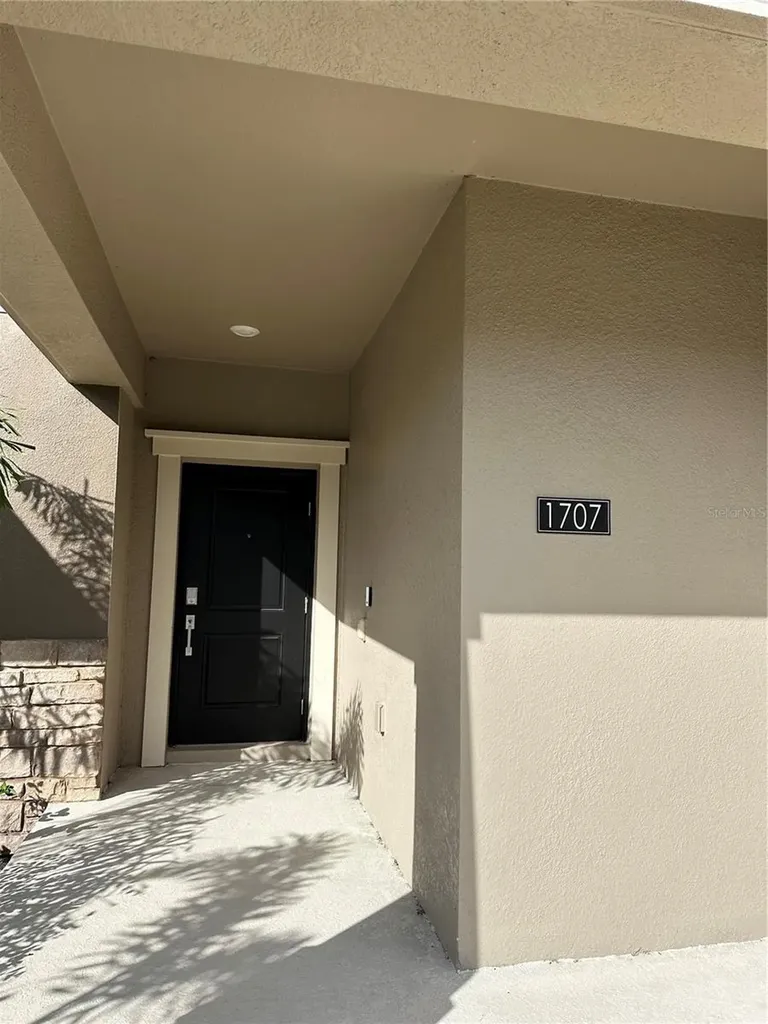 1707 Cross Prairie Parkway Kissimmee FL 34744
