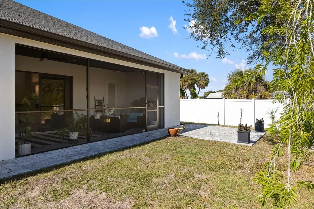 2470 Abbotsford Street North Port FL 34287