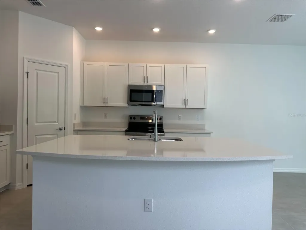2397 Paravane Way Wesley Chapel FL 33543