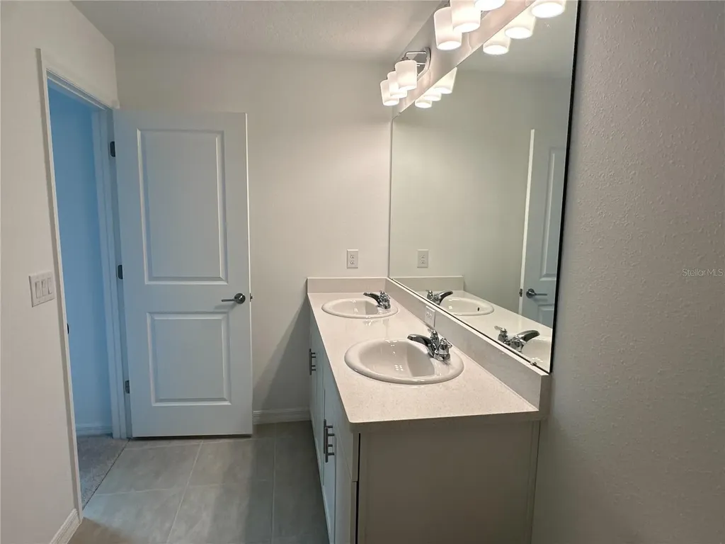 2397 Paravane Way Wesley Chapel FL 33543
