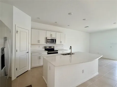 2397 Paravane Way Wesley Chapel FL 33543