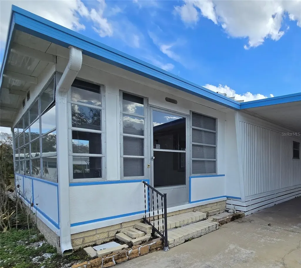 1805 Blue Lake Drive Lakeland FL 33801