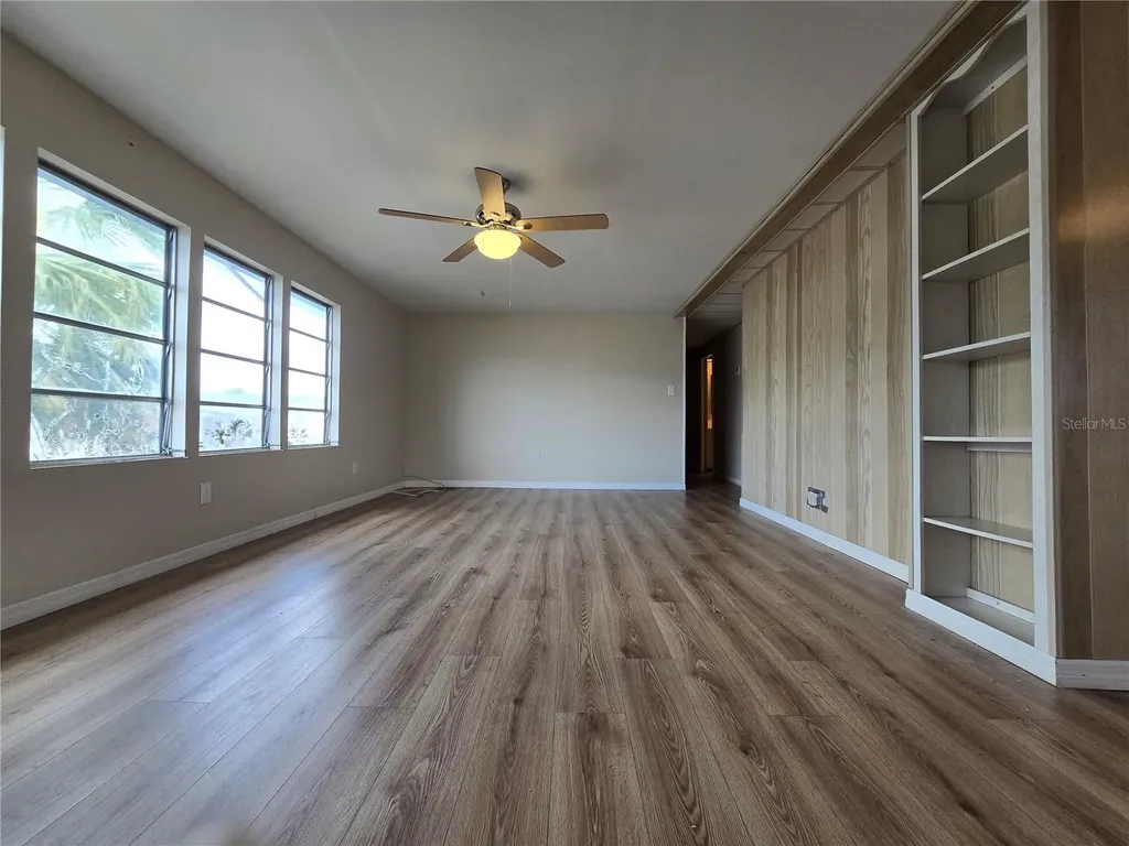 1805 Blue Lake Drive Lakeland FL 33801
