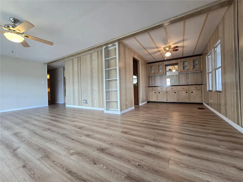 1805 Blue Lake Drive Lakeland FL 33801