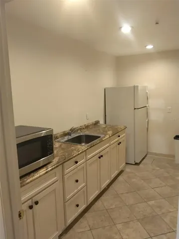 2482 Enterprise Road Clearwater FL 33763