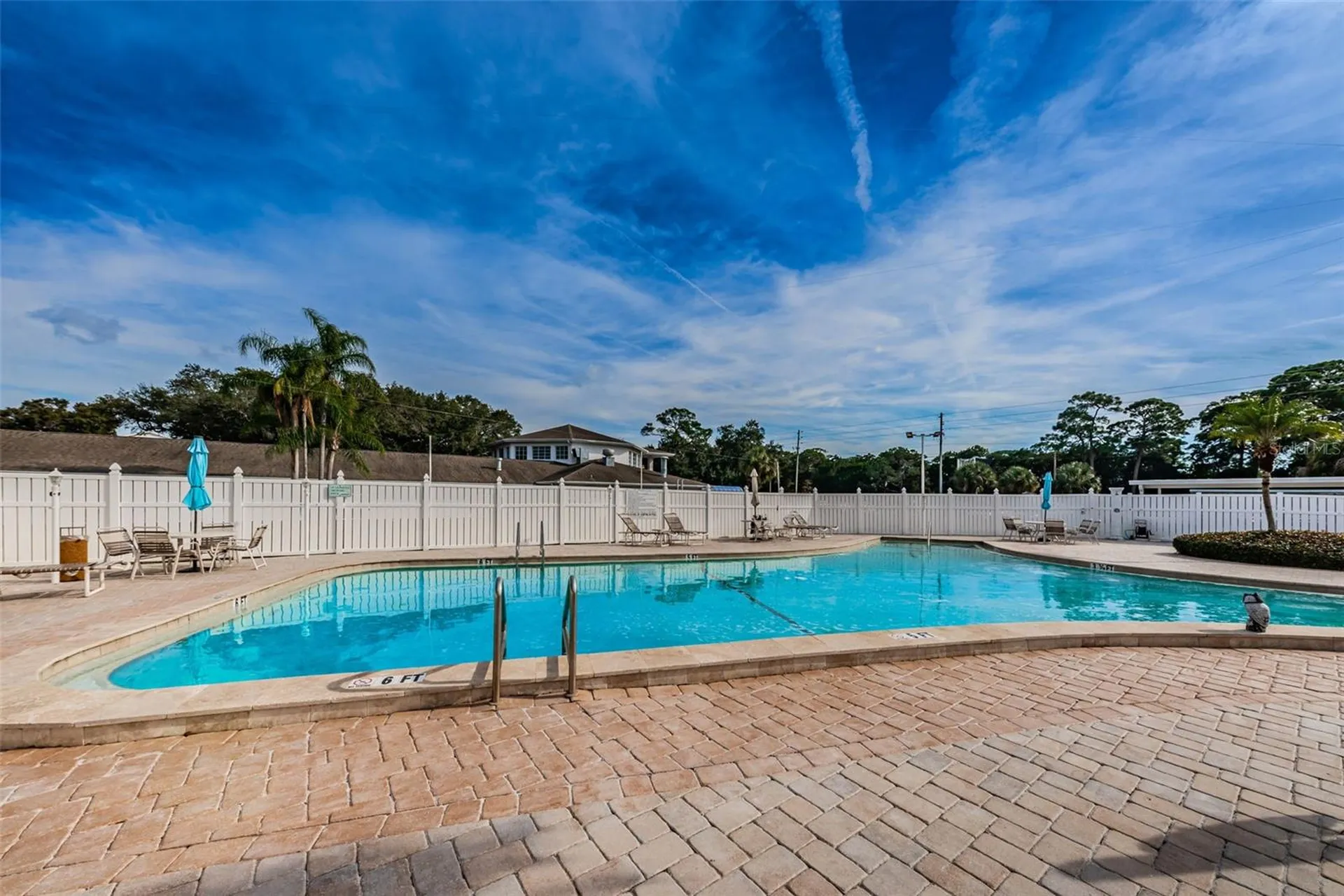 9940 47th Avenue N St Petersburg FL 33708