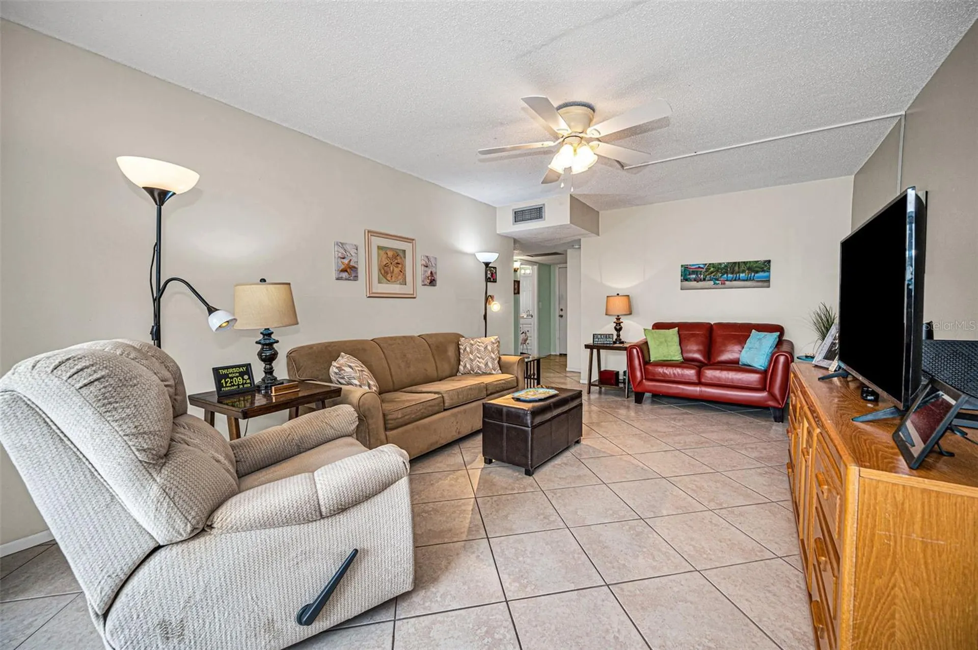 9940 47th Avenue N St Petersburg FL 33708