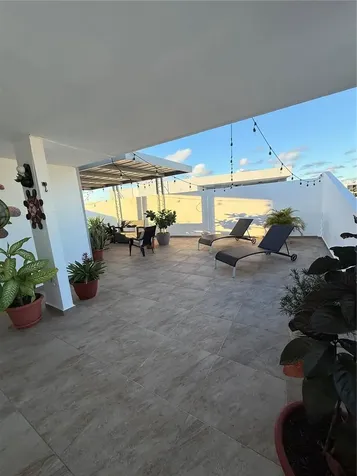 686 Puerto Nuevo Vega Baja PR 00693