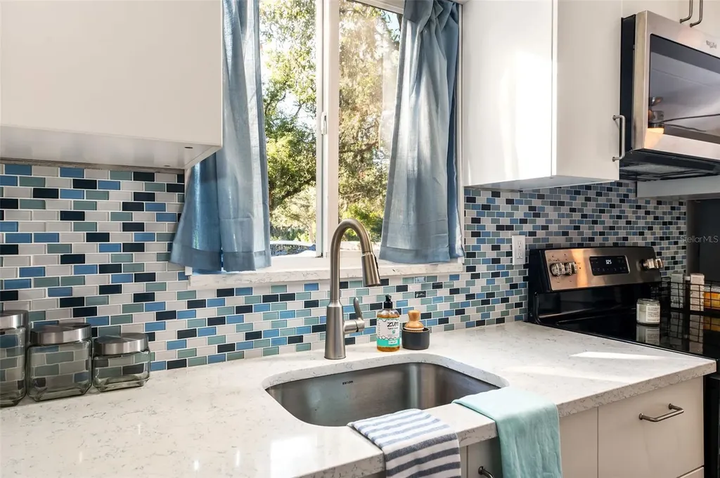 1704 Wisconsin Lane Sarasota FL 34239