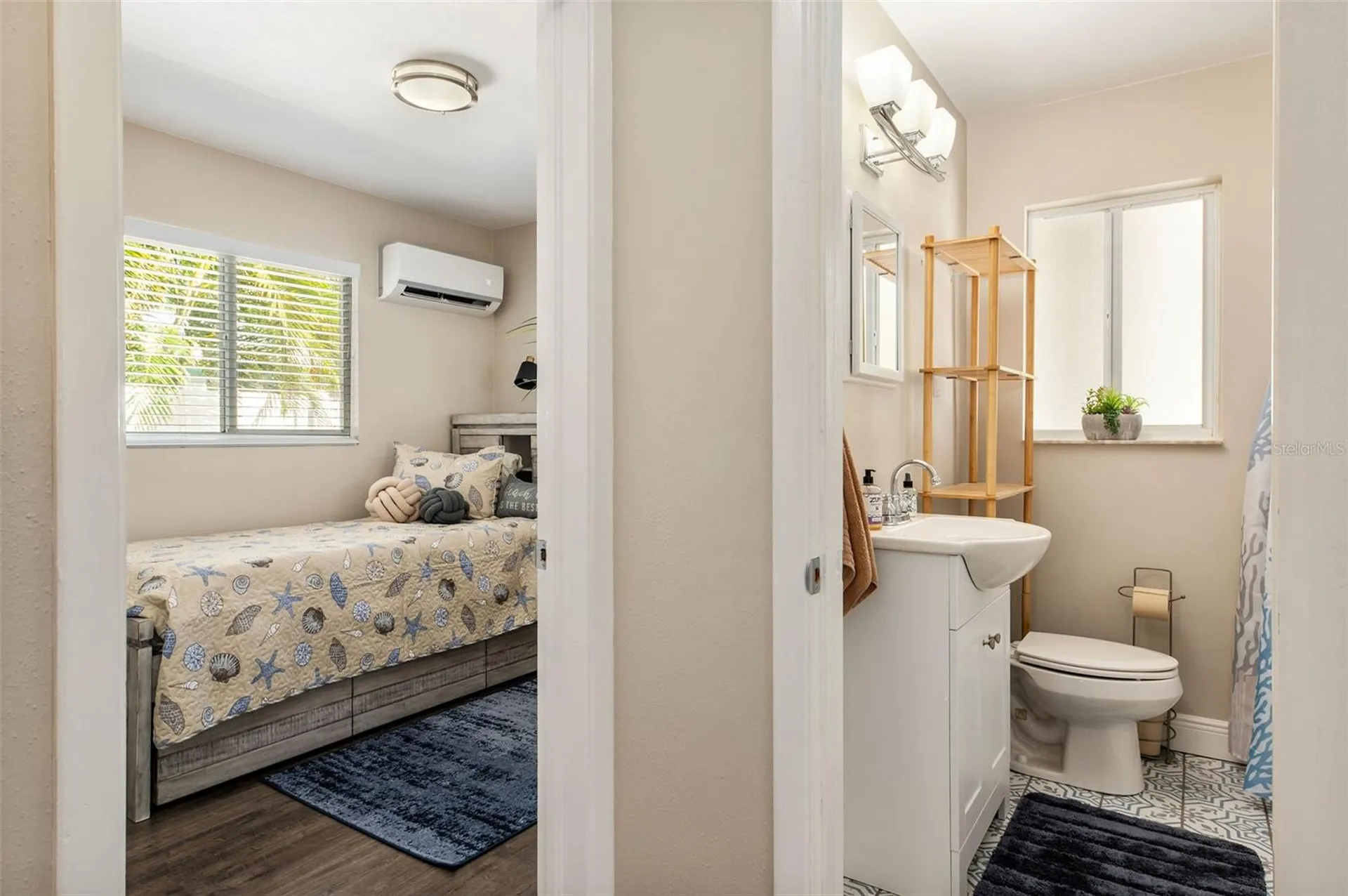 1704 Wisconsin Lane Sarasota FL 34239