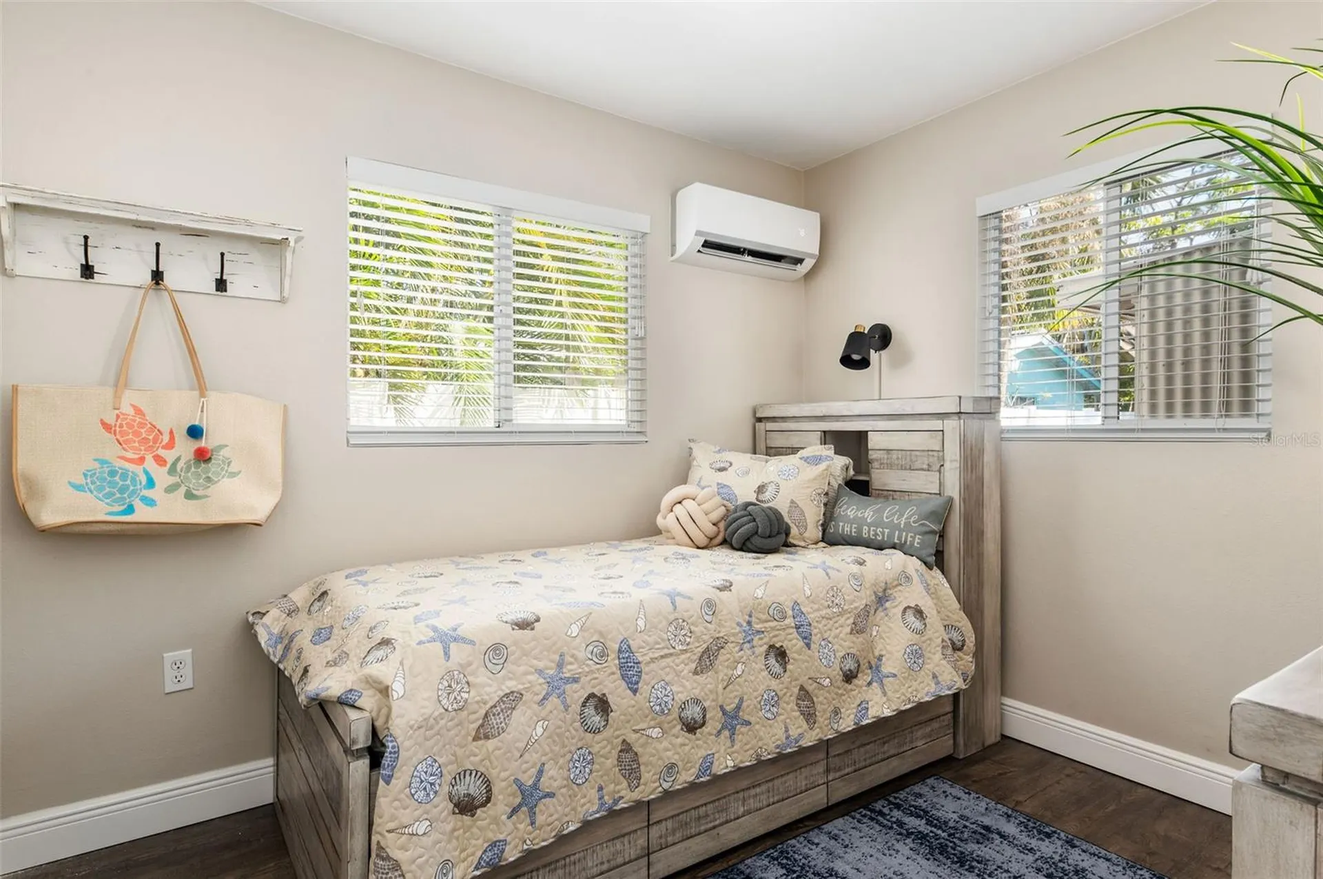1704 Wisconsin Lane Sarasota FL 34239