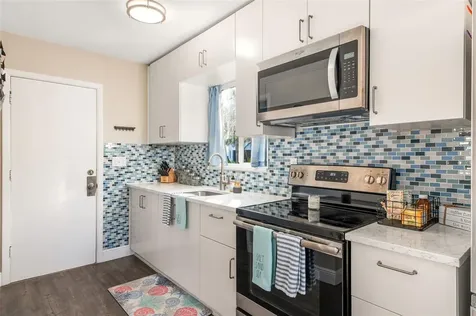 1704 Wisconsin Lane Sarasota FL 34239