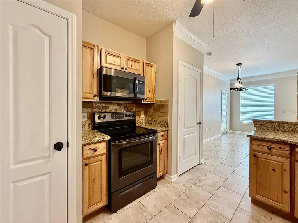 18013 Villa Creek Drive Tampa FL 33647