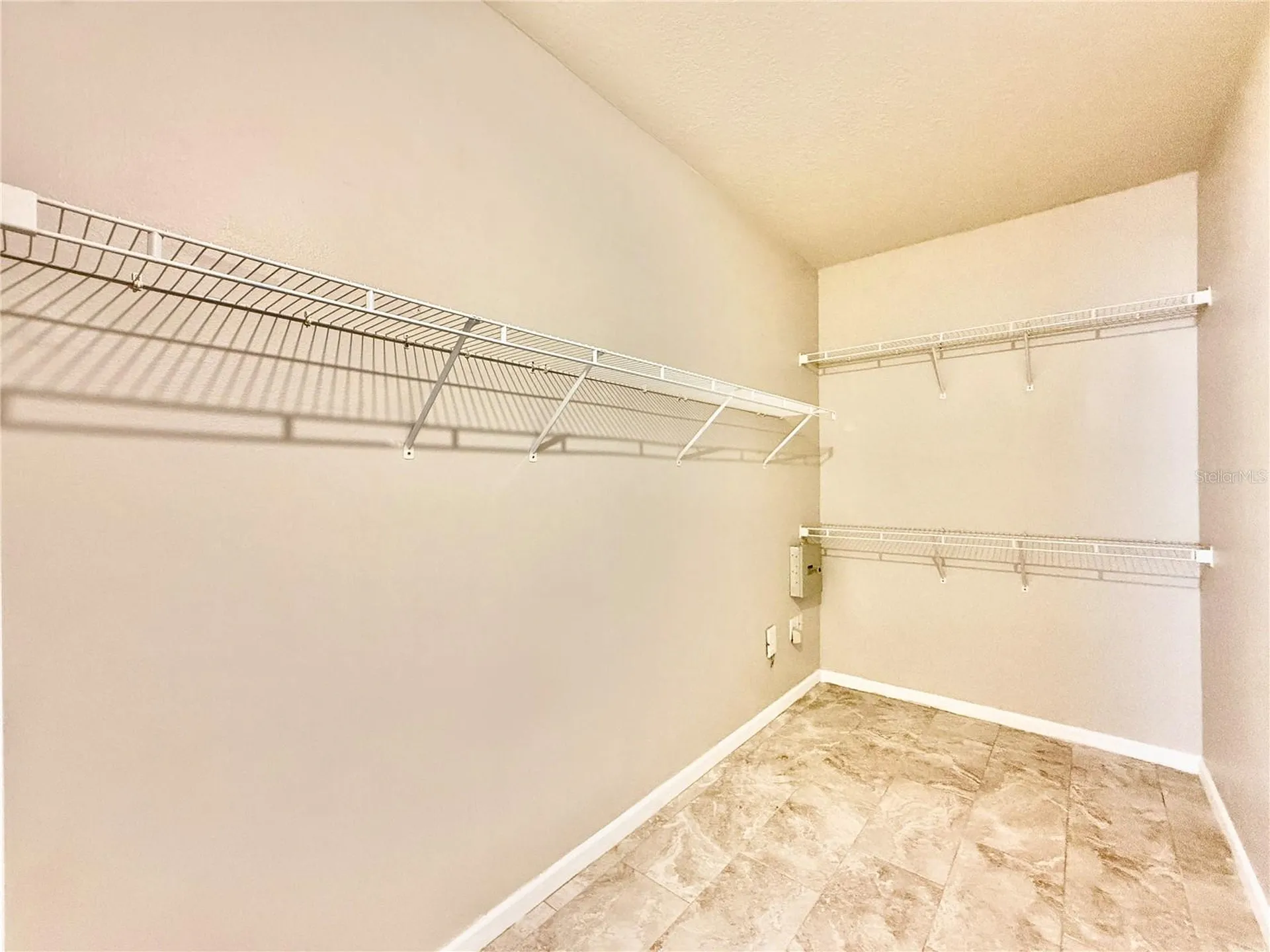 18013 Villa Creek Drive Tampa FL 33647
