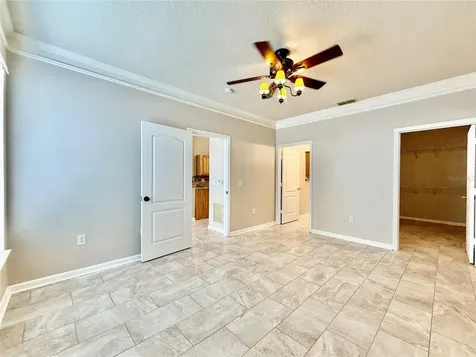 18013 Villa Creek Drive Tampa FL 33647