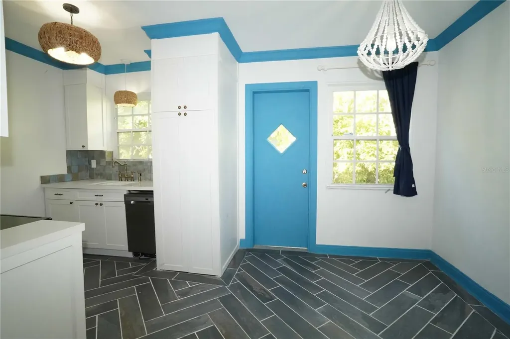 1605 Michigan Avenue Miami Beach FL 33139