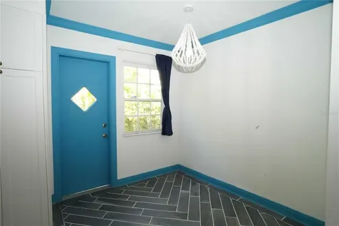 1605 Michigan Avenue Miami Beach FL 33139