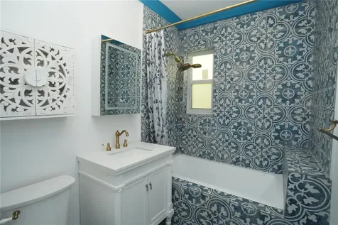 1605 Michigan Avenue Miami Beach FL 33139