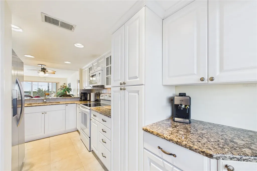 4550 Bay Boulevard Port Richey FL 34668