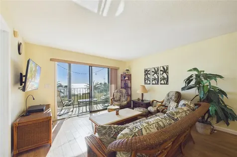 4550 Bay Boulevard Port Richey FL 34668