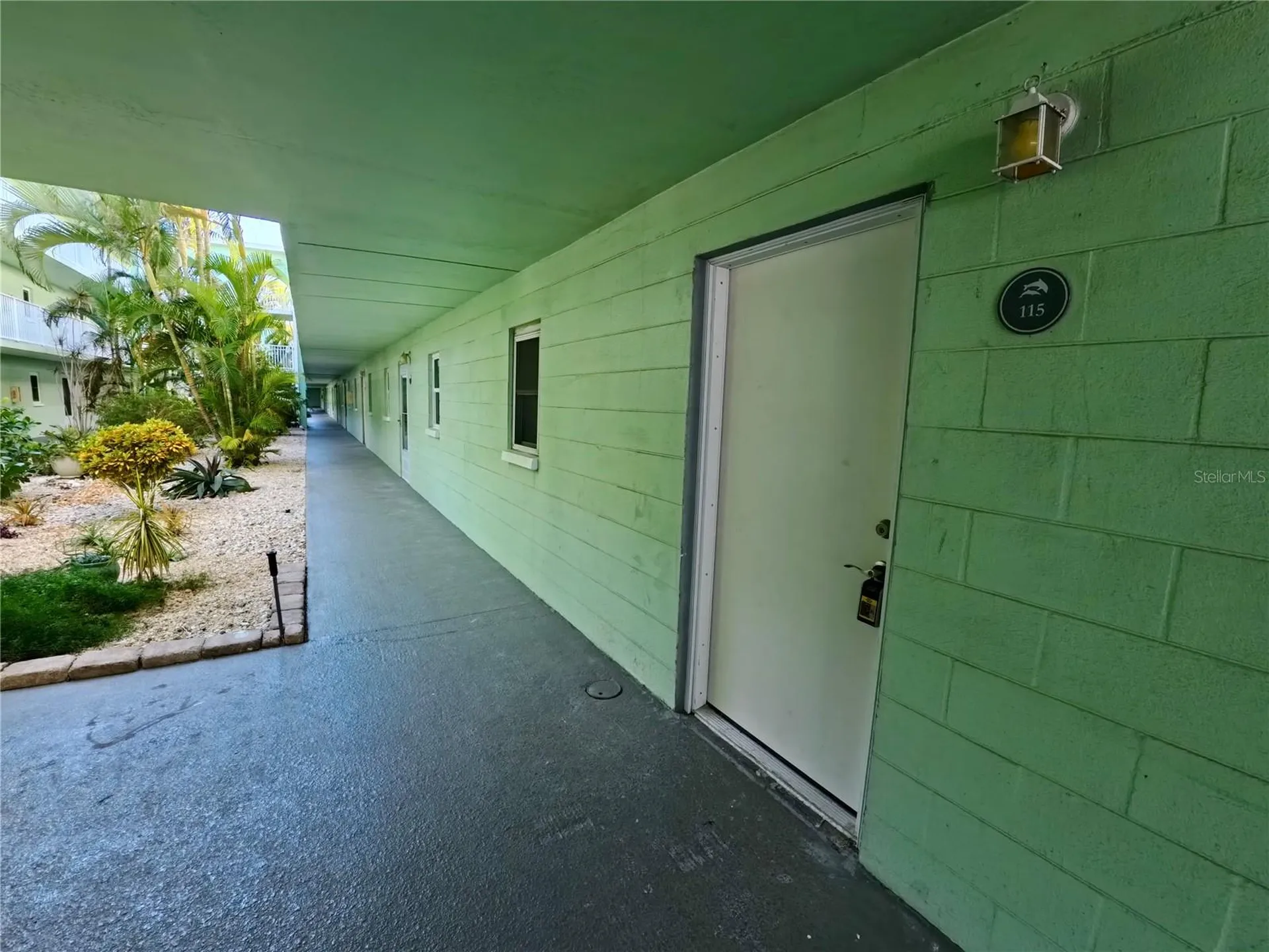 464 N Paula Drive Dunedin FL 34698