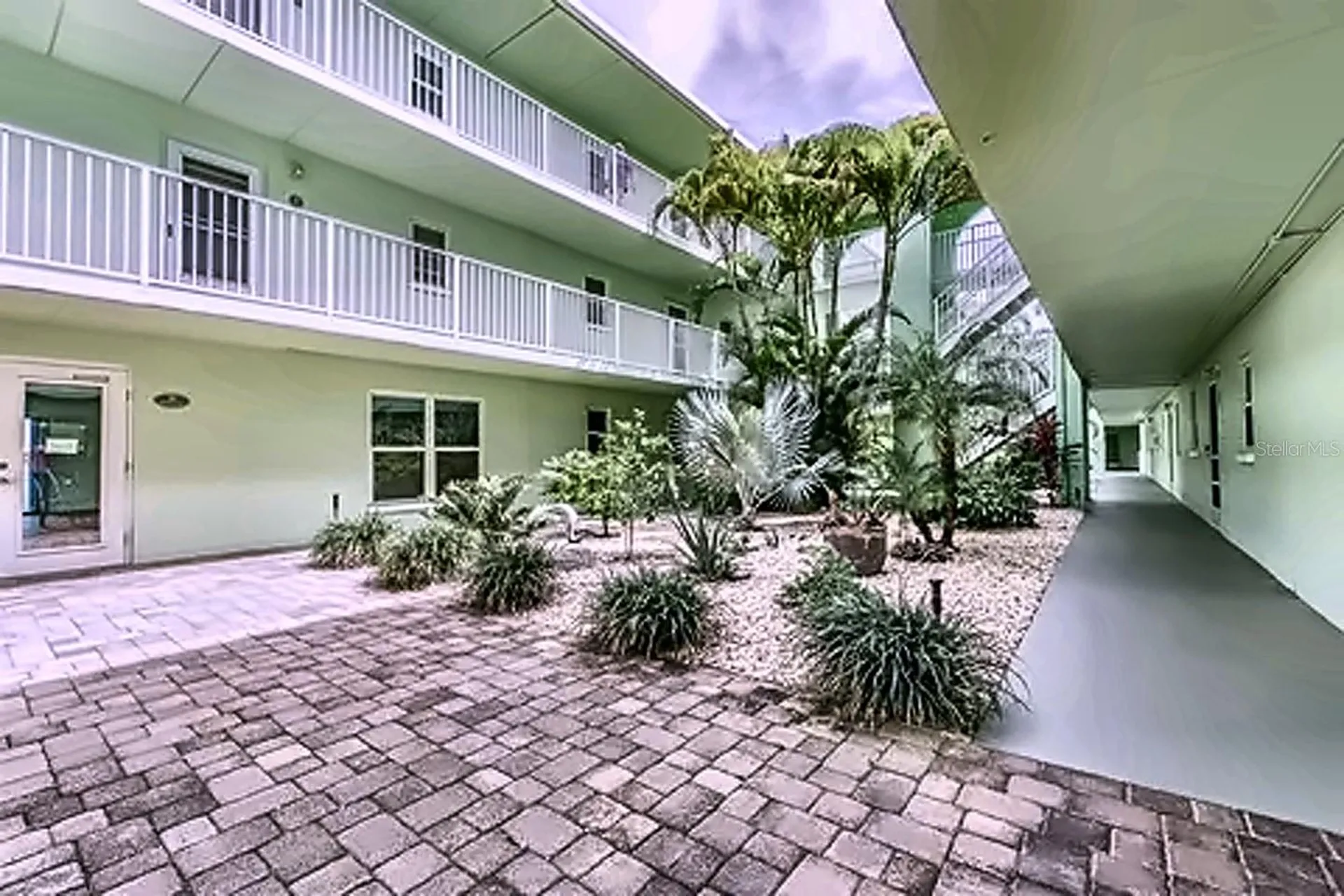 464 N Paula Drive Dunedin FL 34698