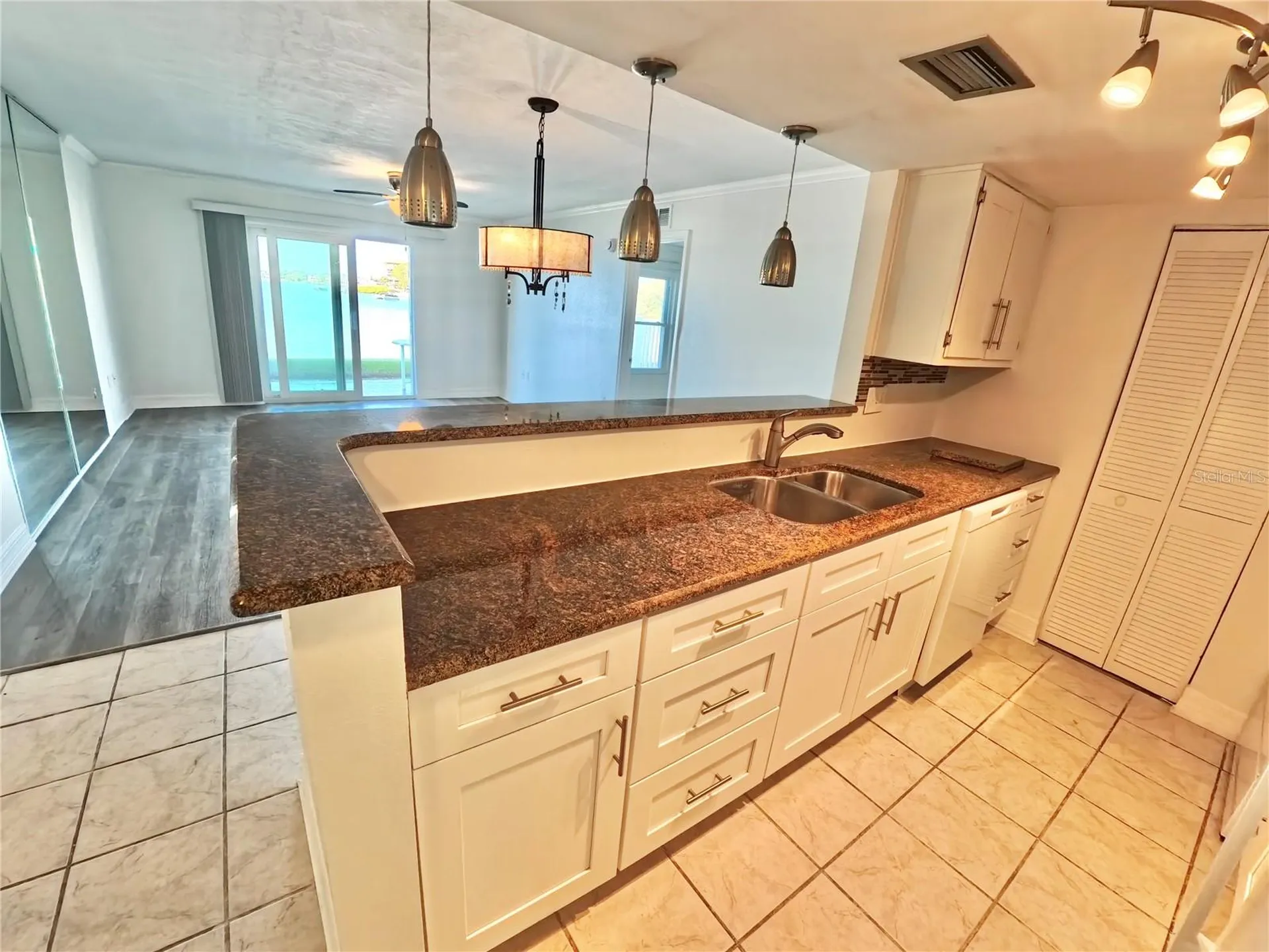464 N Paula Drive Dunedin FL 34698