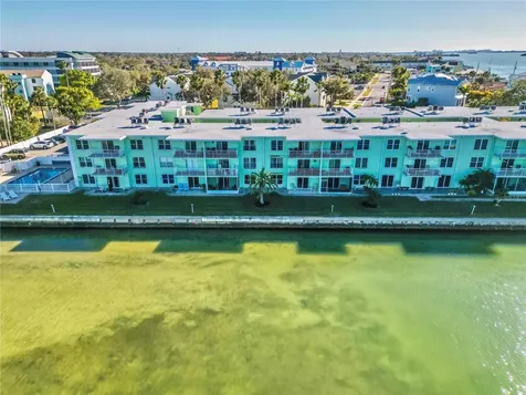 464 N Paula Drive Dunedin FL 34698