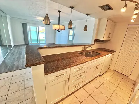 464 N Paula Drive Dunedin FL 34698