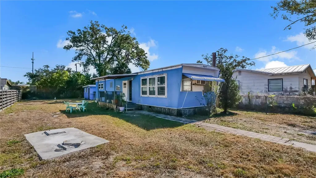 4881 Victoria Avenue Sarasota FL 34233