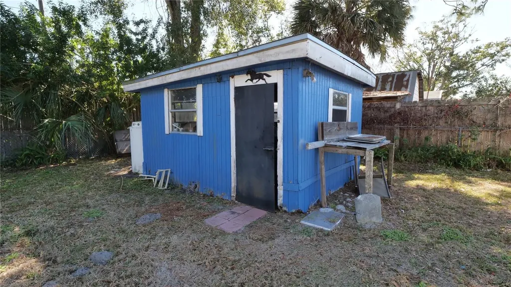 4881 Victoria Avenue Sarasota FL 34233