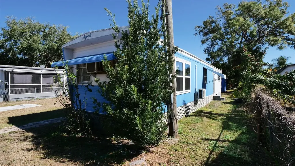 4881 Victoria Avenue Sarasota FL 34233