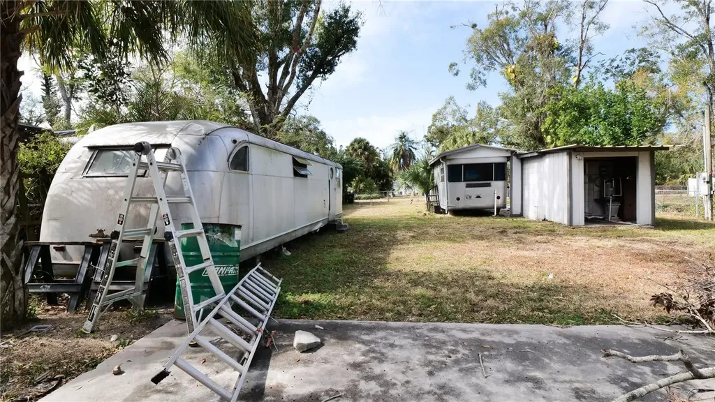 4821 Victoria Avenue Sarasota FL 34233