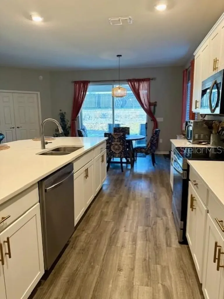 1348 Mountain Flower Lane Davenport FL 33837