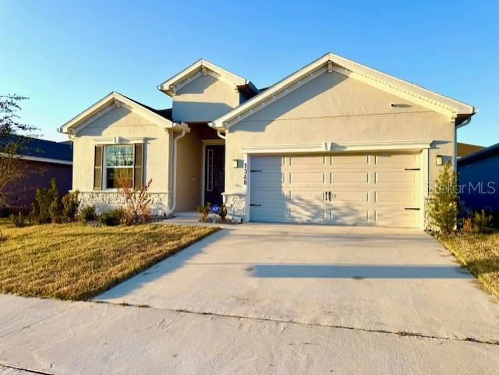 1348 Mountain Flower Lane Davenport FL 33837