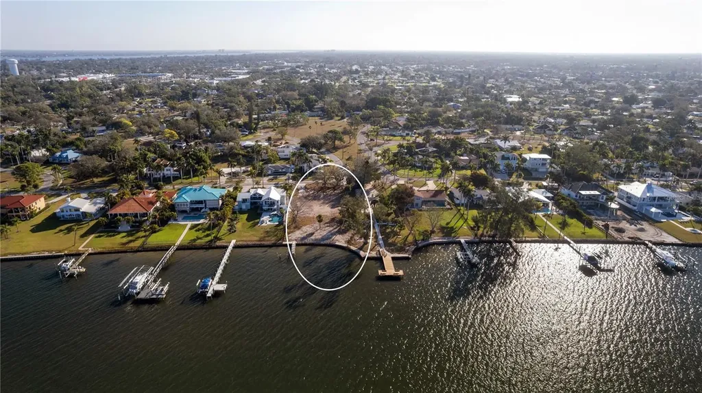 712 Palma Sola Boulevard Bradenton FL 34209