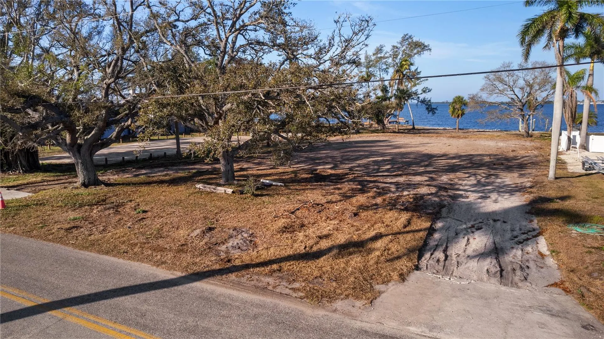 712 Palma Sola Boulevard Bradenton FL 34209