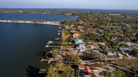 712 Palma Sola Boulevard Bradenton FL 34209
