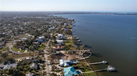 712 Palma Sola Boulevard Bradenton FL 34209