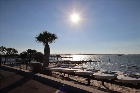 220 Lyndhurst Street Dunedin FL 34698
