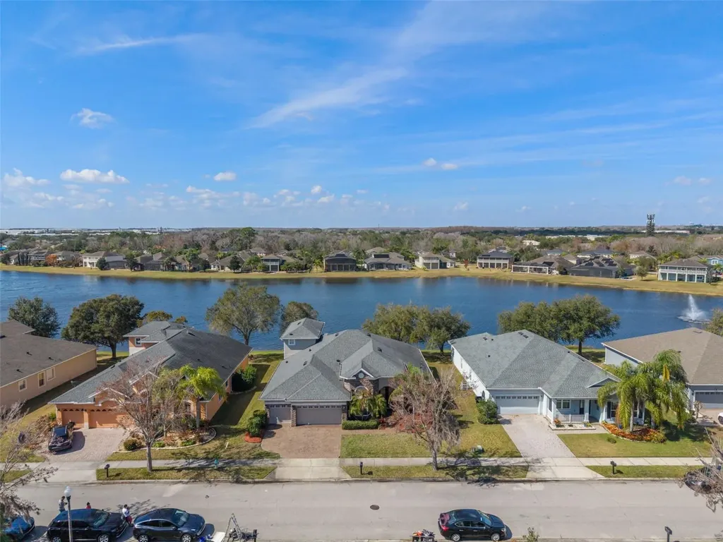 8798 Warwick Shore Crossing Orlando FL 32829