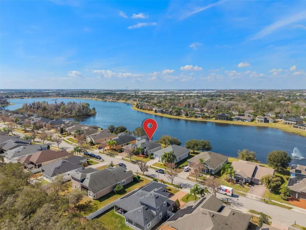 8798 Warwick Shore Crossing Orlando FL 32829