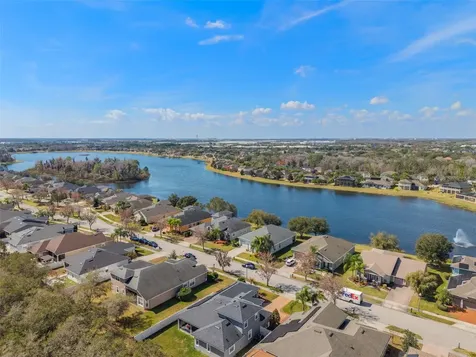 8798 Warwick Shore Crossing Orlando FL 32829