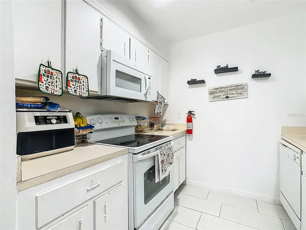 4103 Spitfire Avenue Kissimmee FL 34741