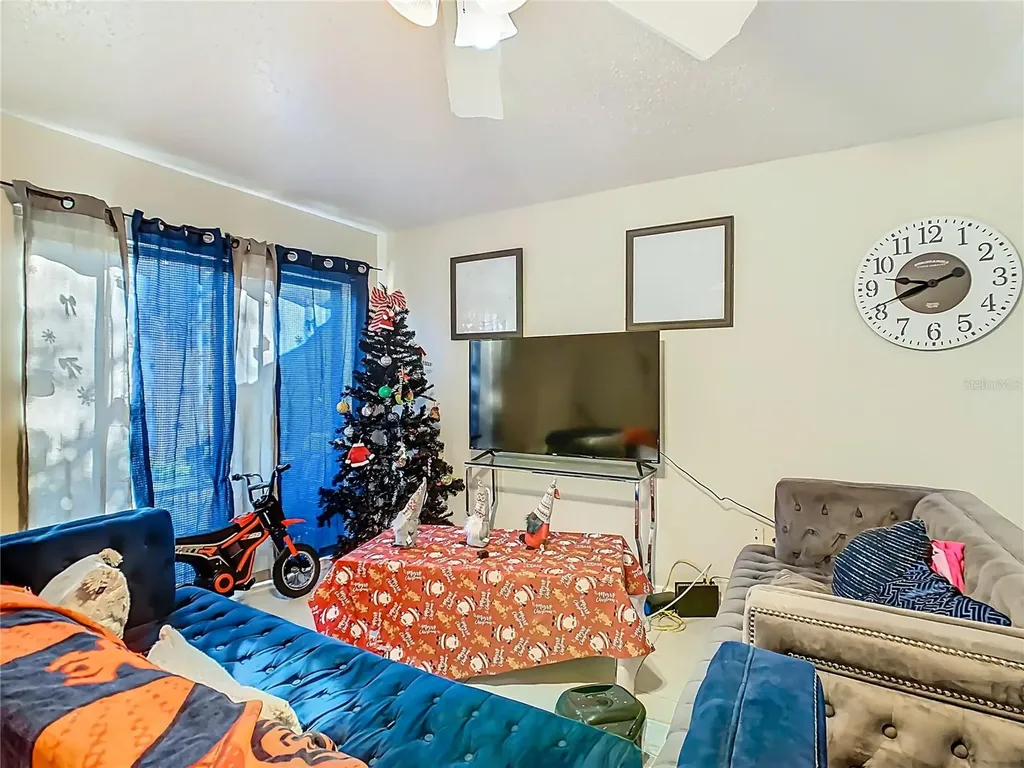 4103 Spitfire Avenue Kissimmee FL 34741