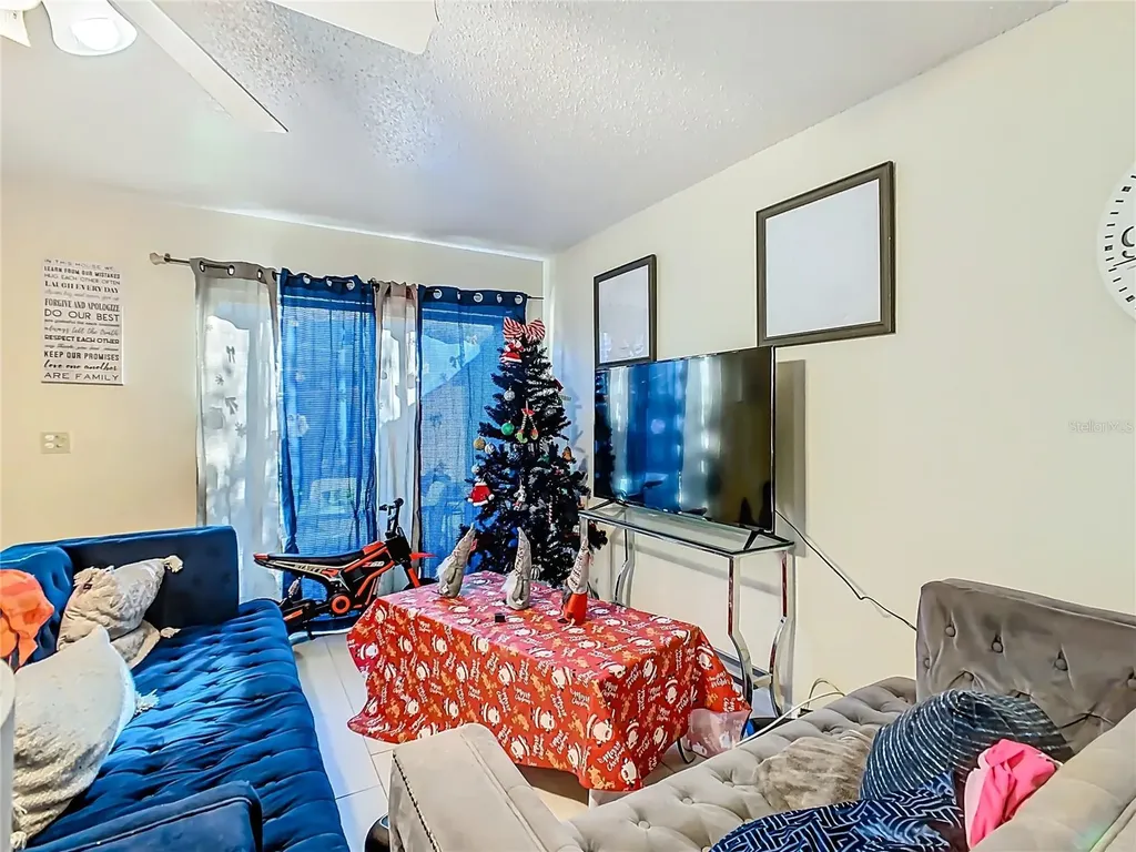 4103 Spitfire Avenue Kissimmee FL 34741